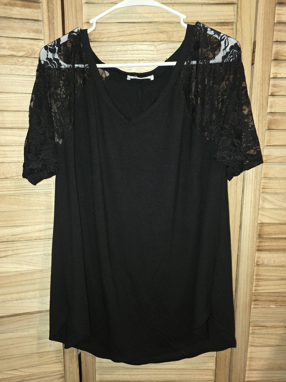 Black V-Neck Lace Sleeve Blouse